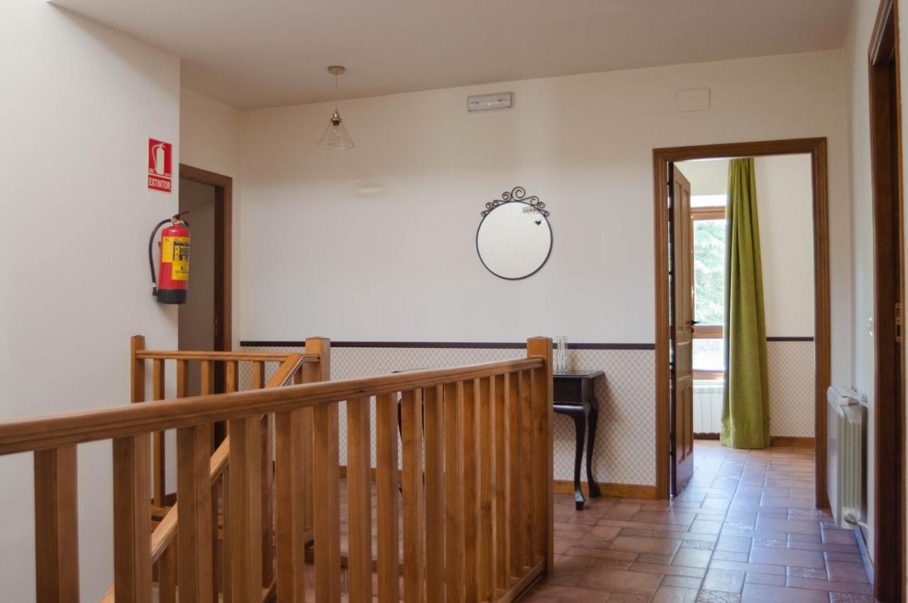 Casa Del Cura Hotel Las Navas del Marqués Eksteriør billede