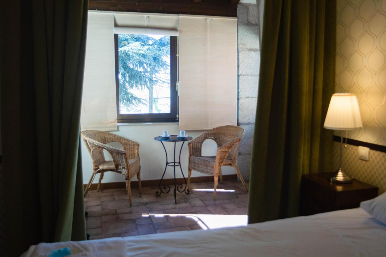 Casa Del Cura Hotel Las Navas del Marqués Eksteriør billede